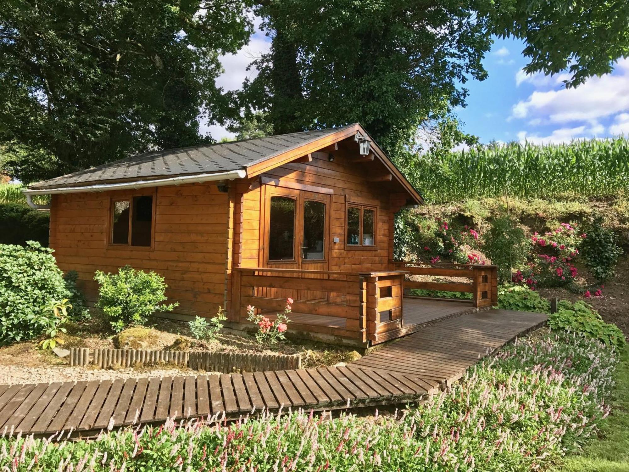 Chambres D'Hotes Les Tilleuls Poullaouen Exterior foto